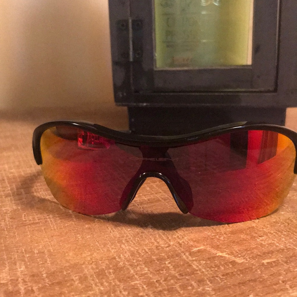 Oakley Women Enduring Sunglasses